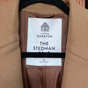 Aritzia lined Stedman coat size XS